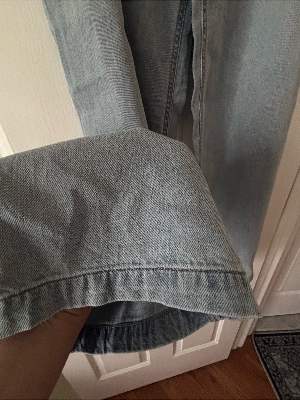 Altar'd State wide leg jeans in a light wash denim with a relaxed, casual size L - Picture 6 of 13